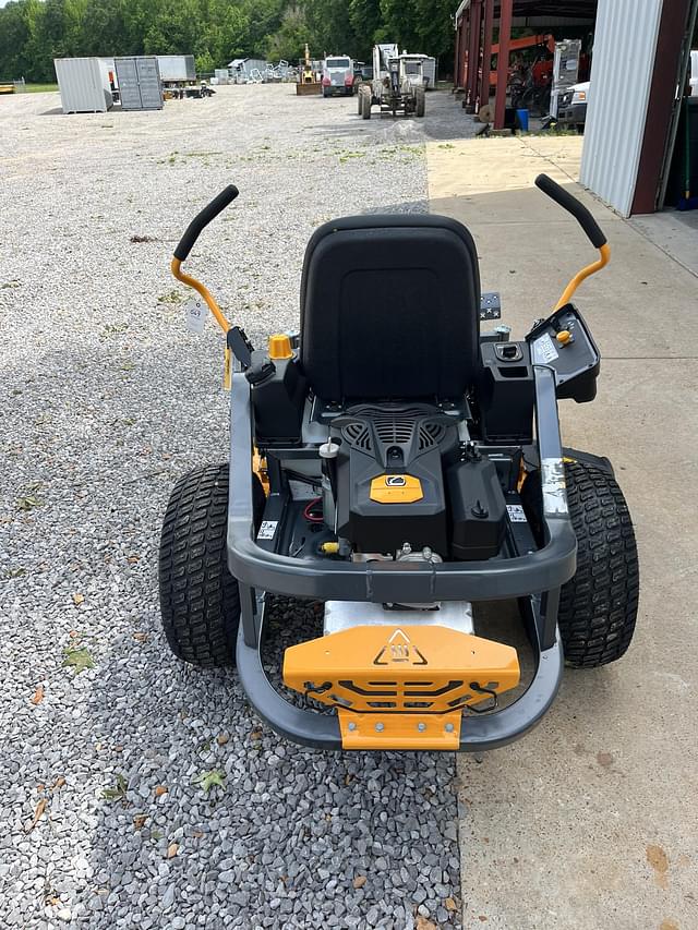 Image of Cub Cadet Ultima ZT1 equipment image 4