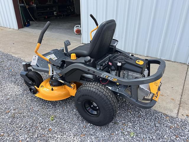 Image of Cub Cadet Ultima ZT1 equipment image 3