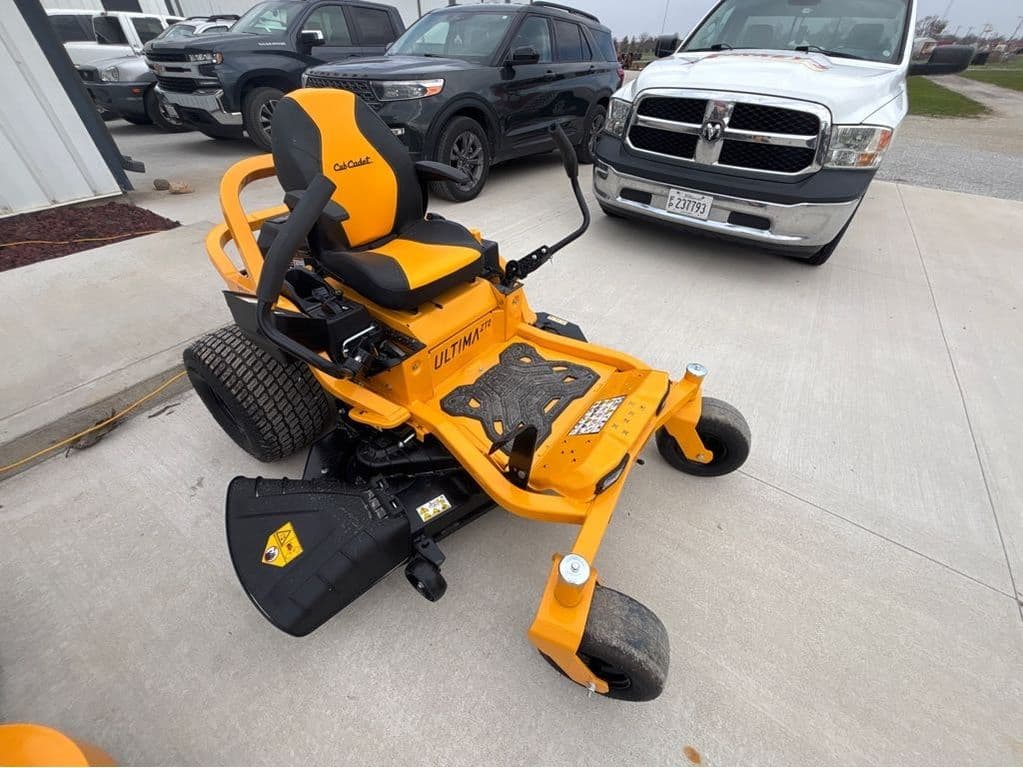 Image of Cub Cadet Ultima ZT2 Primary image