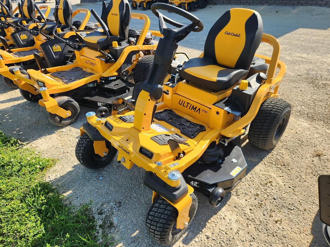 Image of Cub Cadet Ultima ZTS1 Primary Image