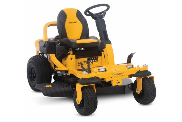 Image of Cub Cadet Ultima ZTS1 equipment image 2