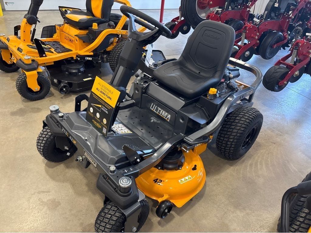 2025 Cub Cadet Ultima ZTS1 Equipment Image0