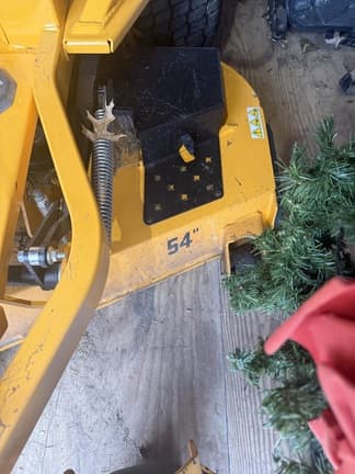 Image of Cub Cadet Ultima ZTX5 equipment image 2