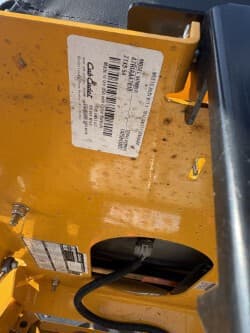 Image of Cub Cadet Ultima ZTX5 equipment image 4