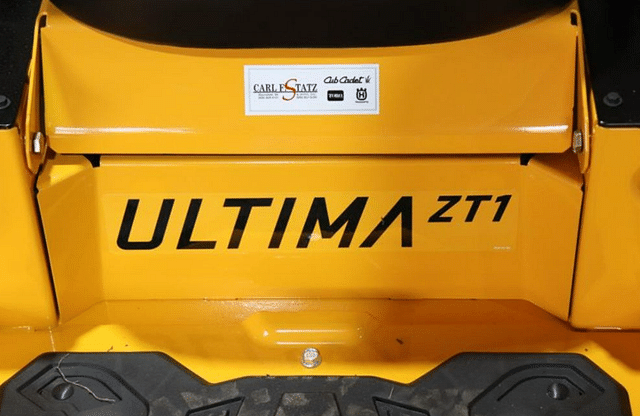 Image of Cub Cadet Ultima ZT1 equipment image 1