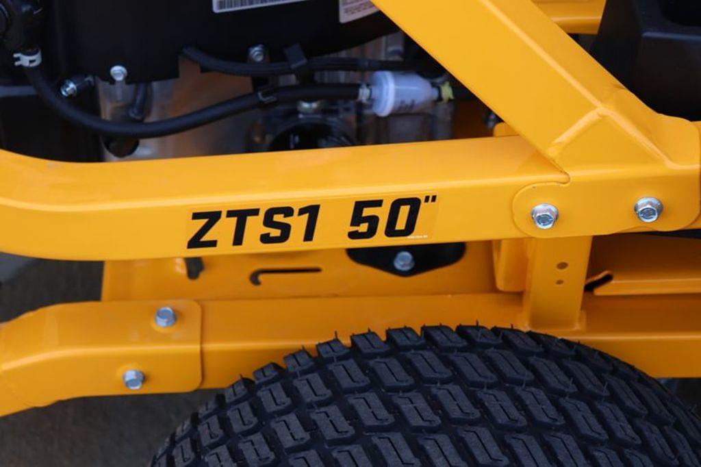 Image of Cub Cadet Ultima ZTS1 Image 1