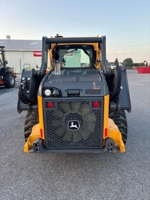 Image of John Deere 324G equipment image 4