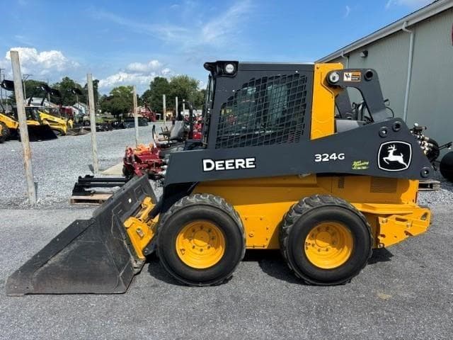 Image of John Deere 324G equipment image 1