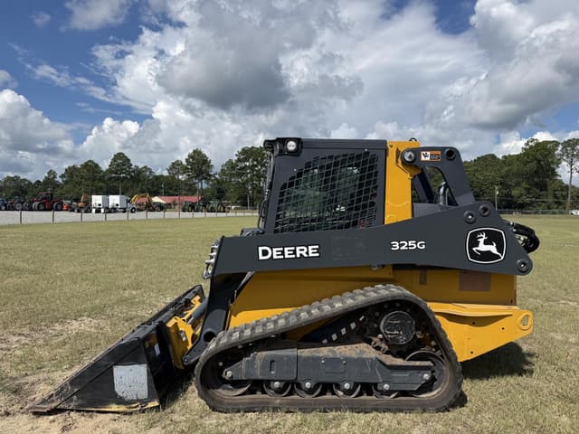 Image of John Deere 325G equipment image 1