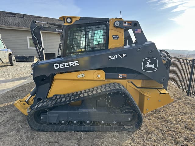 Image of John Deere 331P equipment image 3