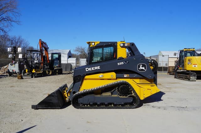 Image of John Deere 335P equipment image 1