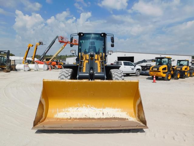 Image of John Deere 344P equipment image 2