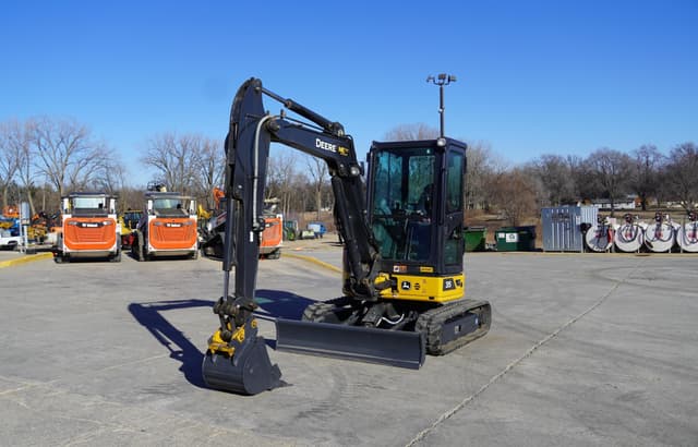 Image of John Deere 35P equipment image 2