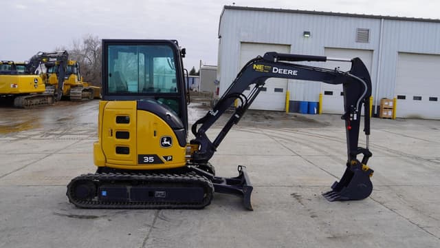 Image of John Deere 35P equipment image 3