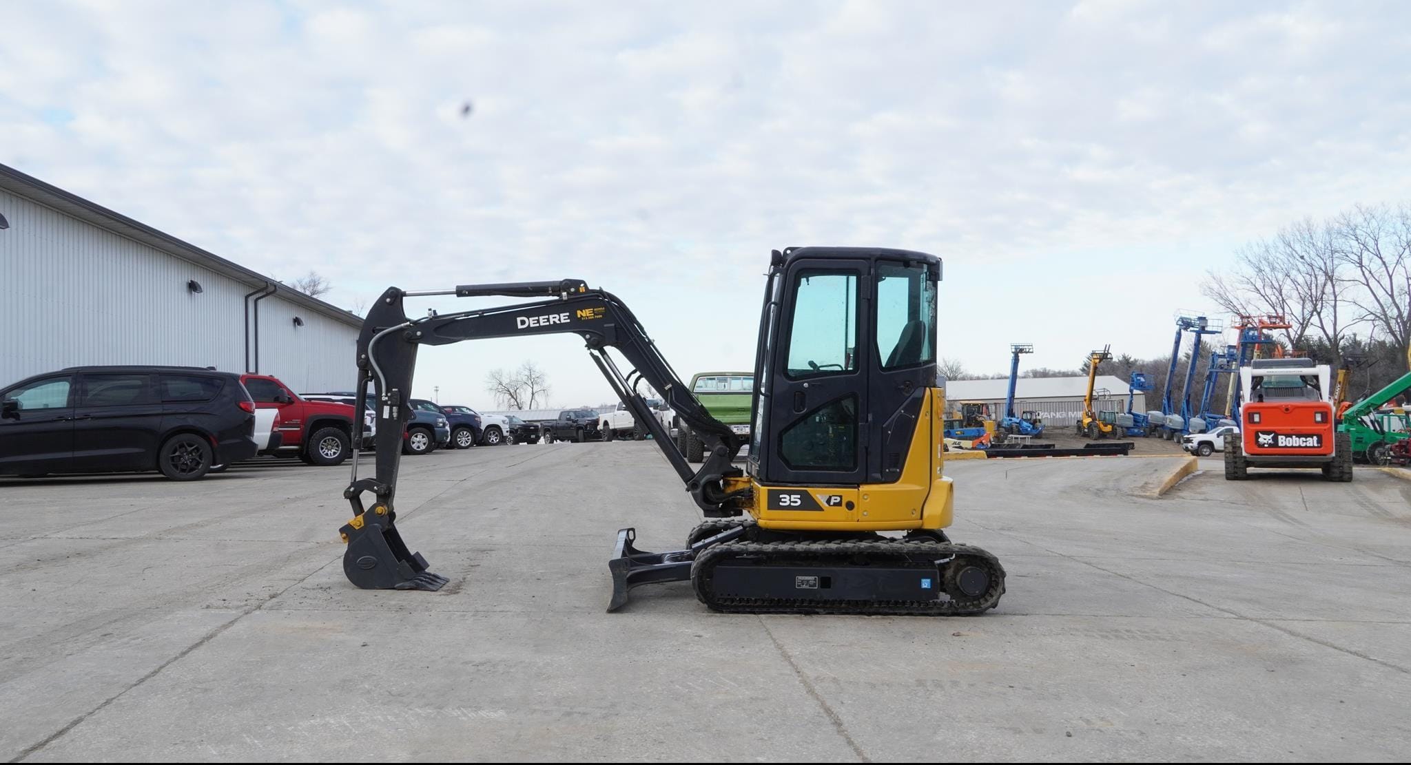 2025 John Deere 35P Equipment Image0