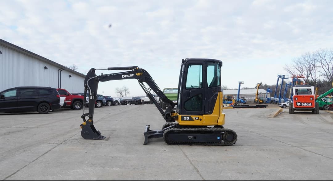 Image of John Deere 35P Primary image