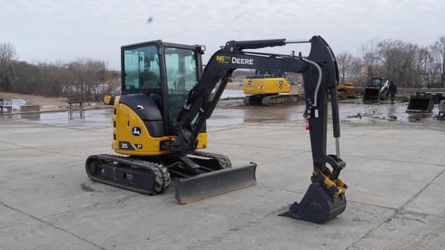 Image of John Deere 35P equipment image 4