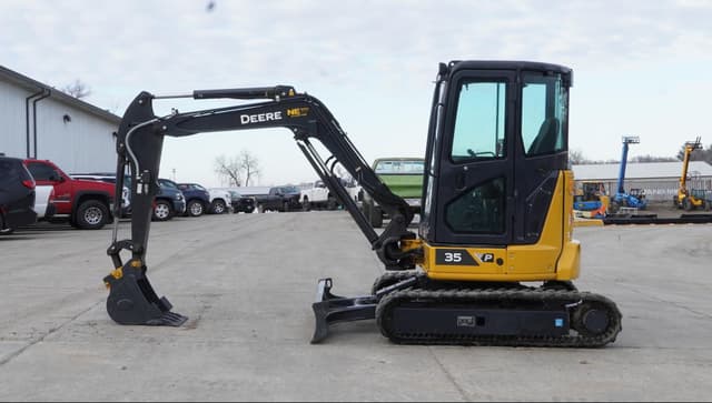 Image of John Deere 35P equipment image 2