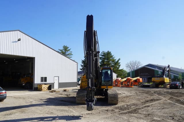 Image of John Deere 350P equipment image 2