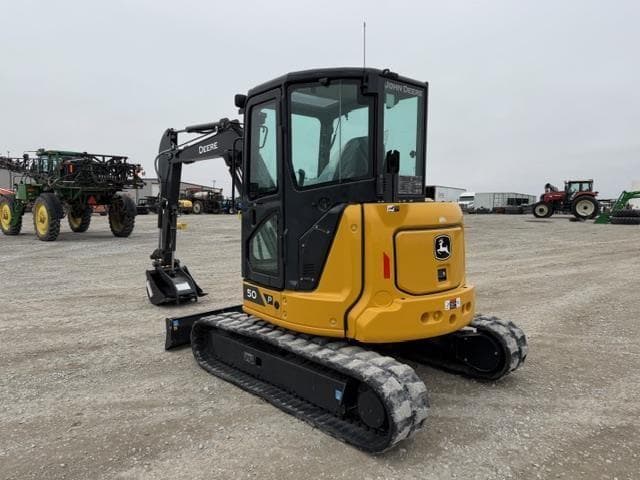 Image of John Deere 50P equipment image 2