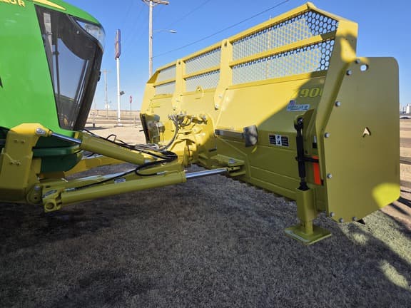 Image of Degelman 7900 equipment image 3