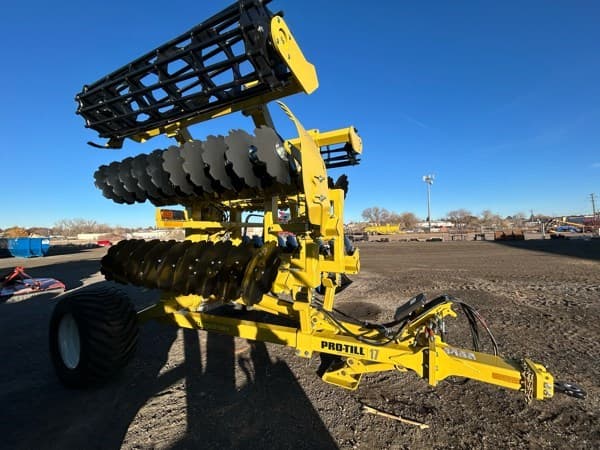 Image of Degelman Pro-Till 17 equipment image 3