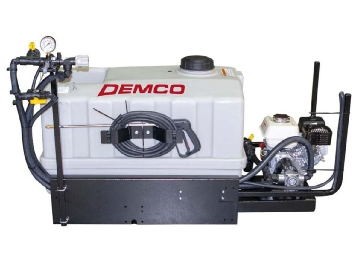 2025 Demco Undetermined Equipment Image0