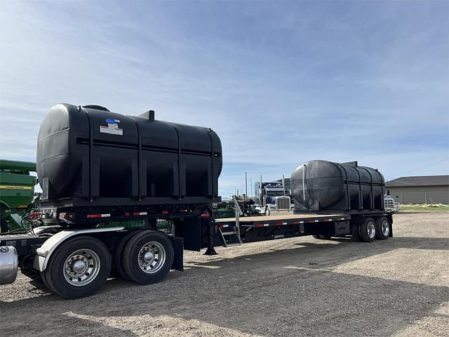 Image of Demco Liquid Tender Trailer equipment image 2