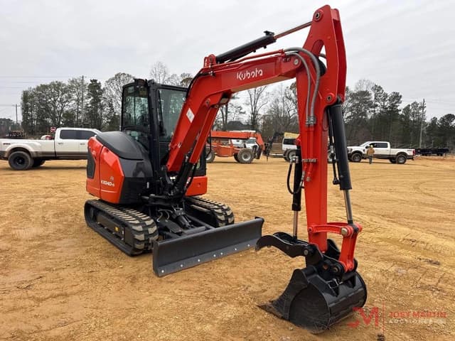Image of Kubota KX040-5 equipment image 2