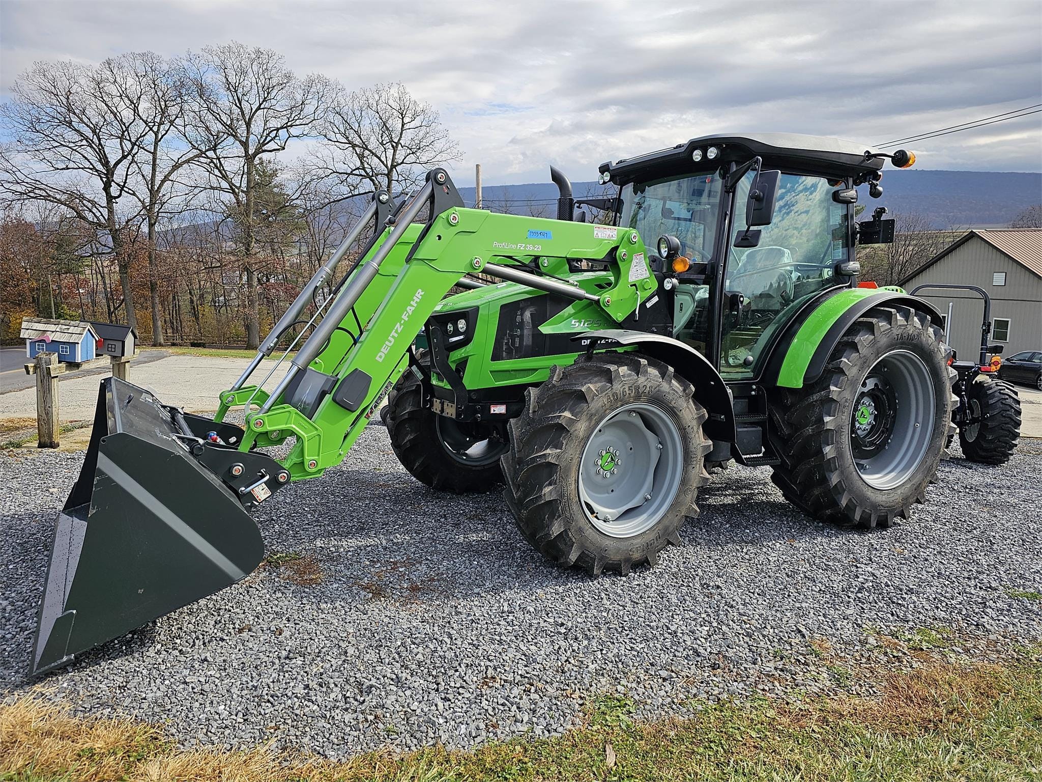 2025 Deutz-Fahr 5125 Equipment Image0