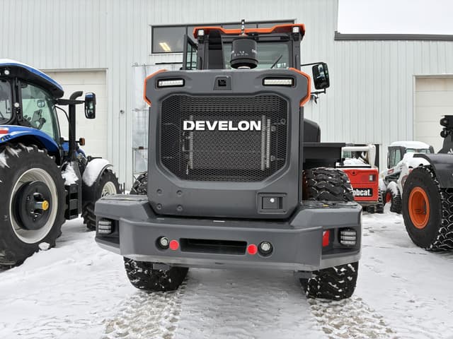 Image of Develon DL220-7 equipment image 3