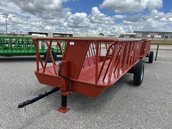 Image of DH Farm Equipment Feeder Wagon Primary image