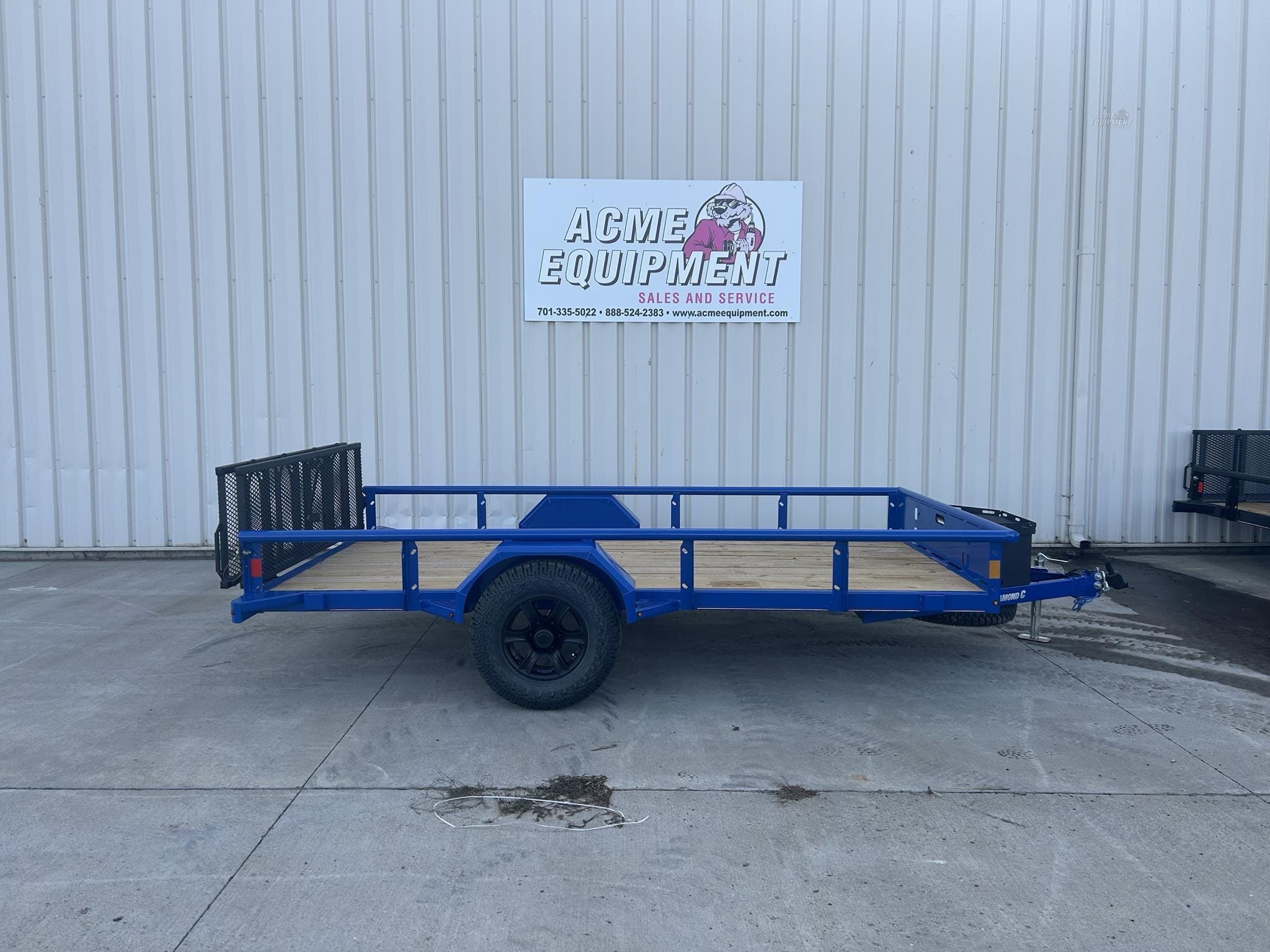 2025 Diamond C Undetermined Equipment Image0