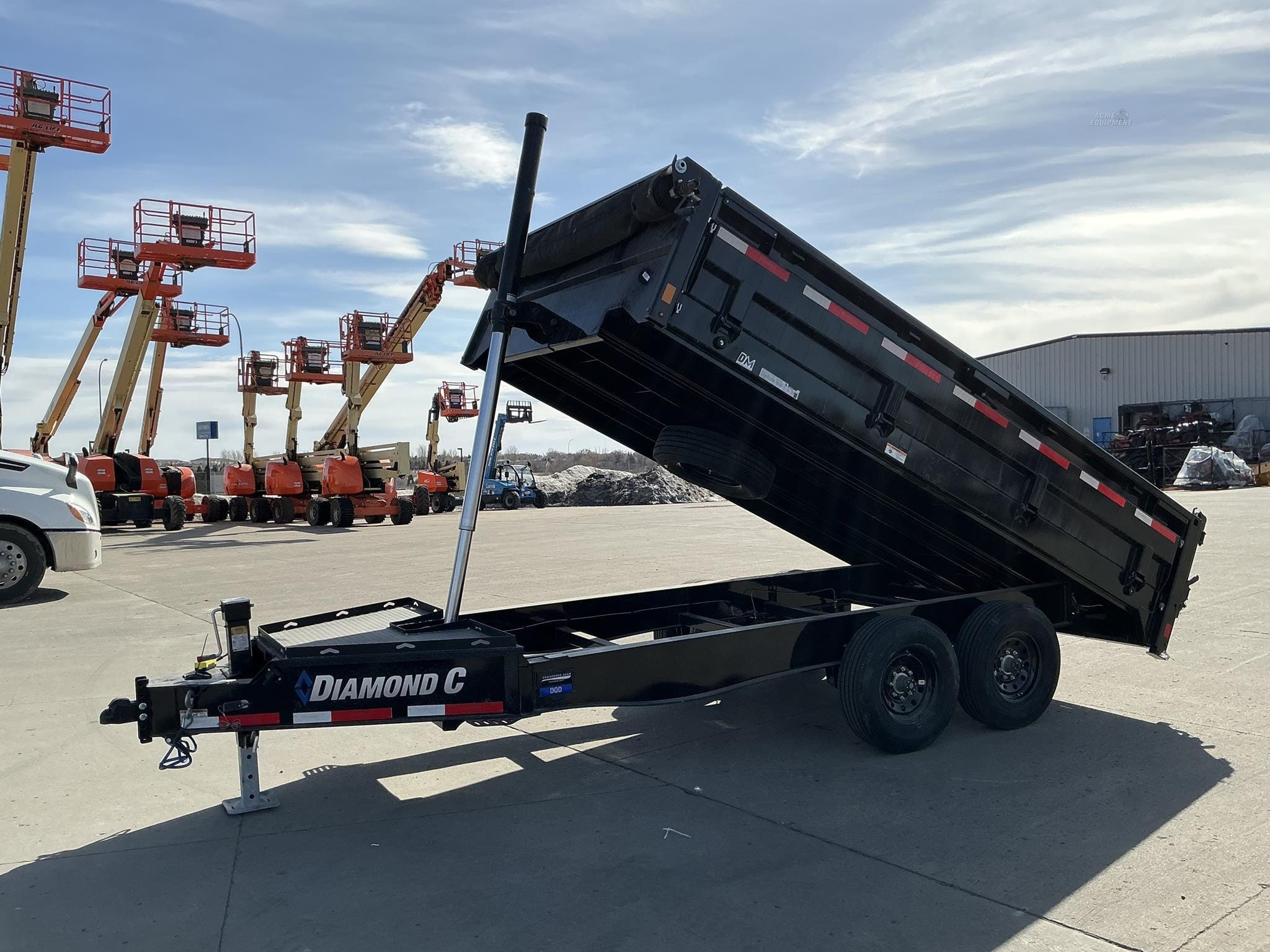 2025 Diamond C DOD Equipment Image0