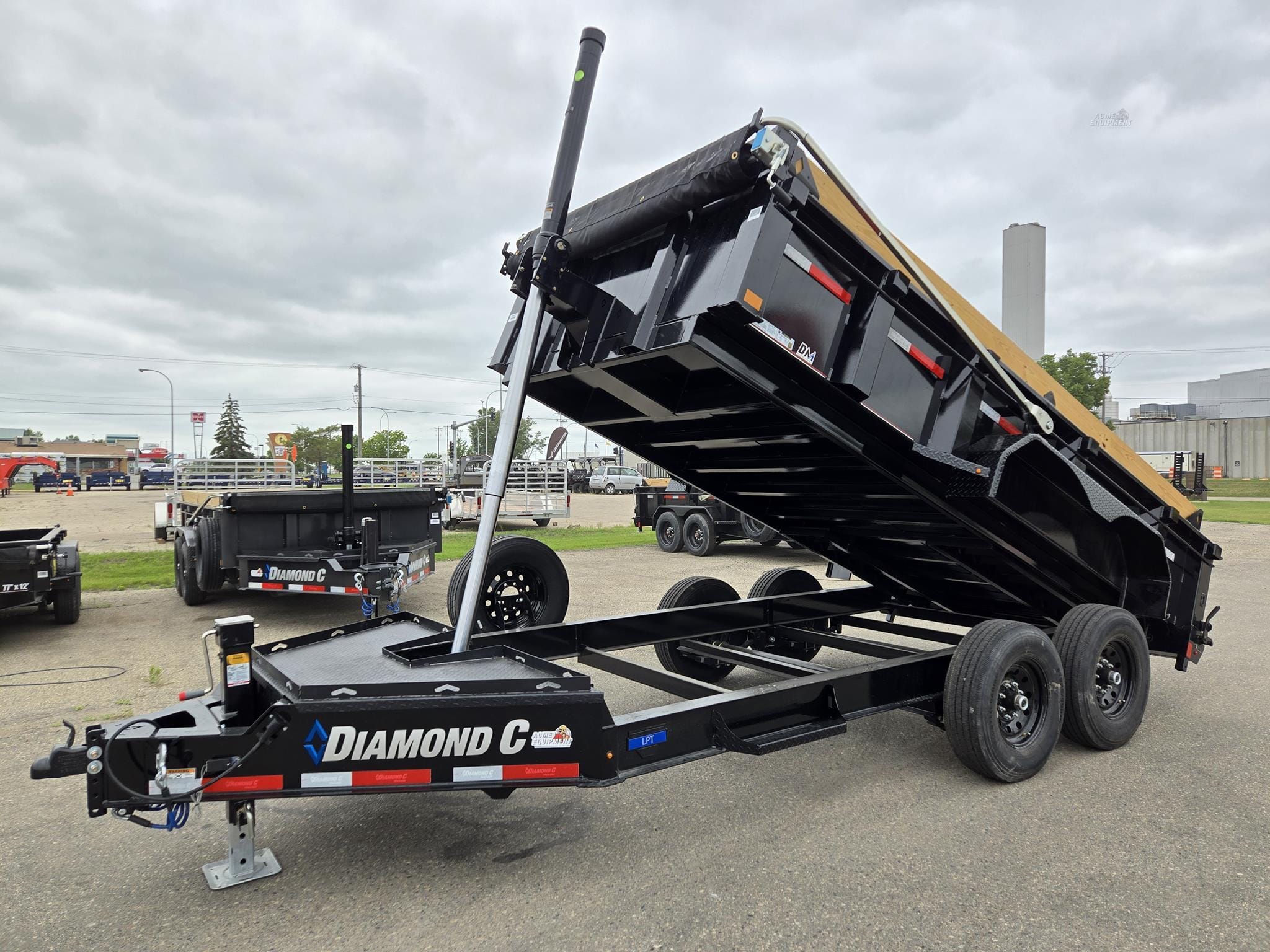 2025 Diamond C LPT Equipment Image0