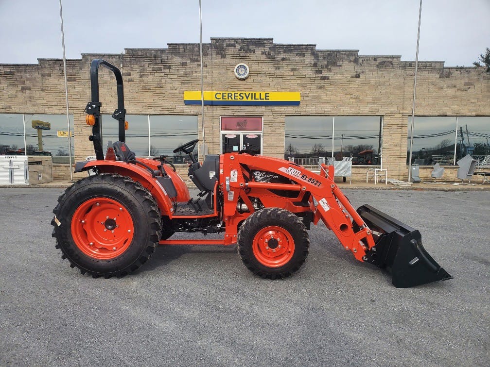 2025 Kioti DK4720SE HST Equipment Image0