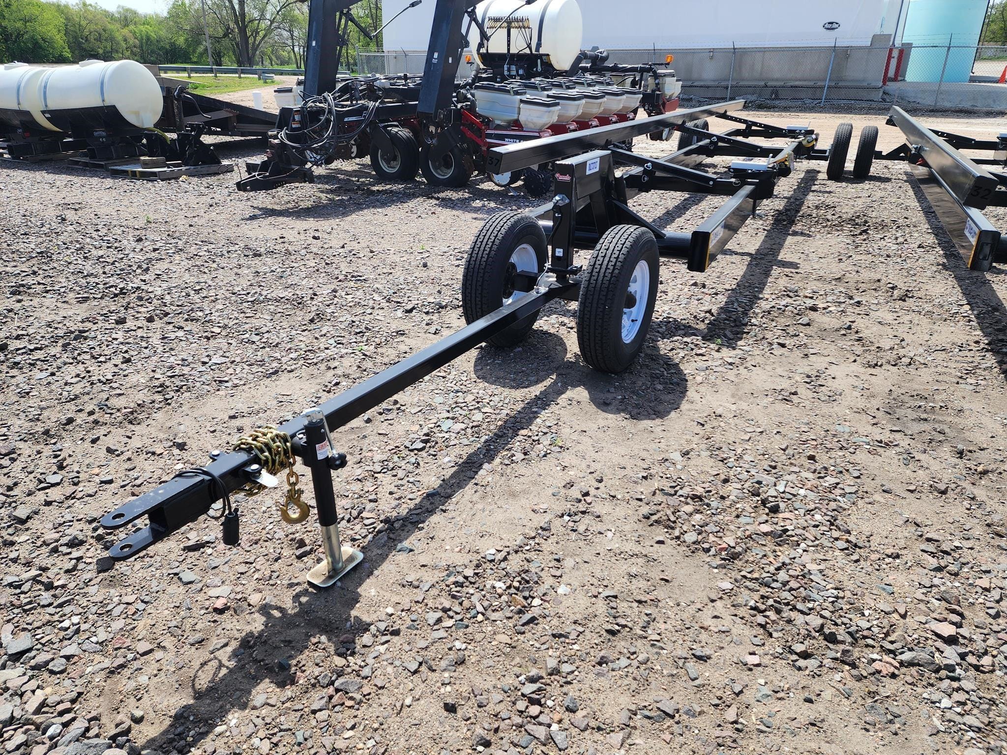 2025 Duo Lift DLT37LT Equipment Image0