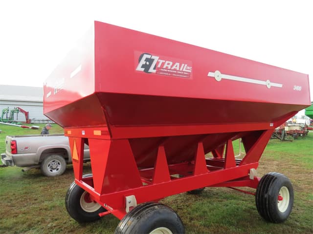 Image of E-Z Trail 300 equipment image 2