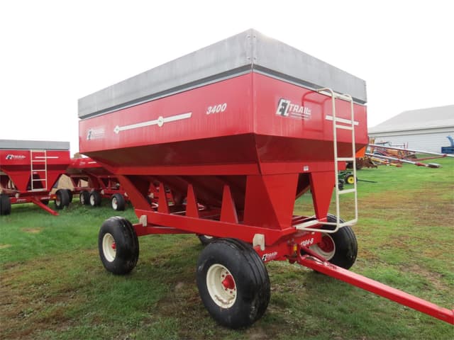 Image of E-Z Trail 400 equipment image 2