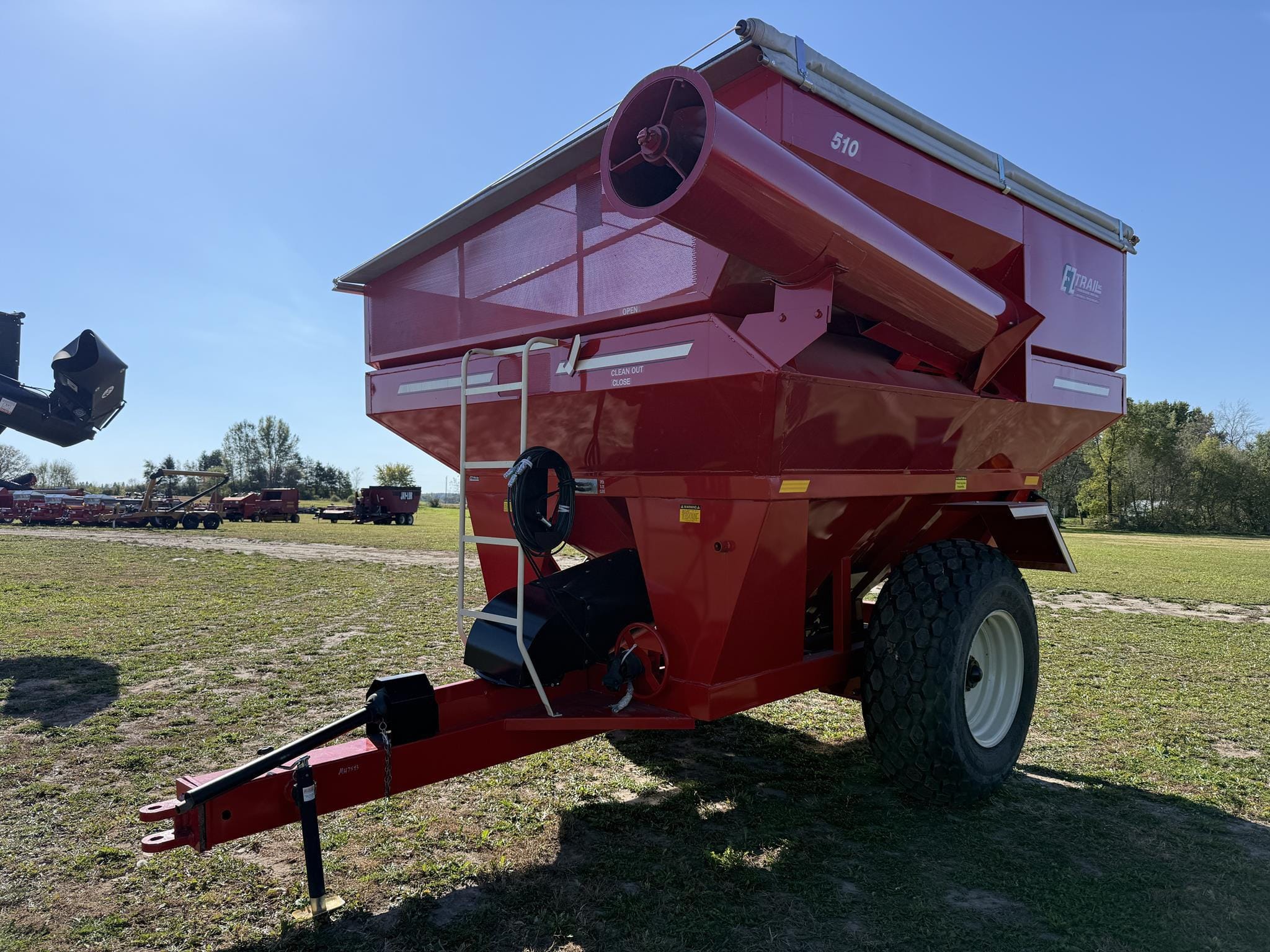 2025 E-Z Trail 510 Equipment Image0