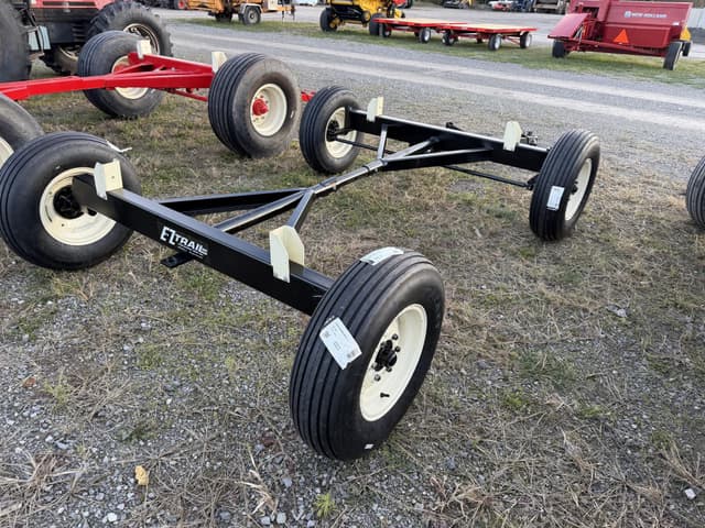 Image of E-Z Trail 680 equipment image 3