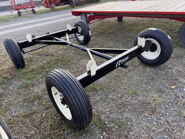 Image of E-Z Trail 680 equipment image 4