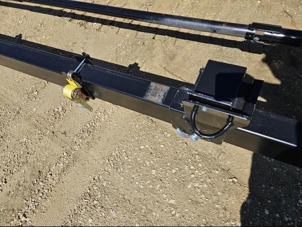 Image of E-Z Trail 680 equipment image 4