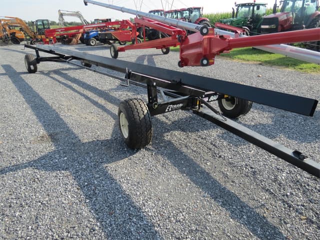 Image of E-Z Trail 880 equipment image 3