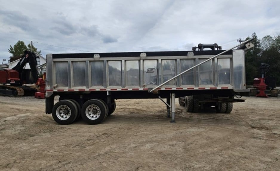 2025 East Undetermined Equipment Image0