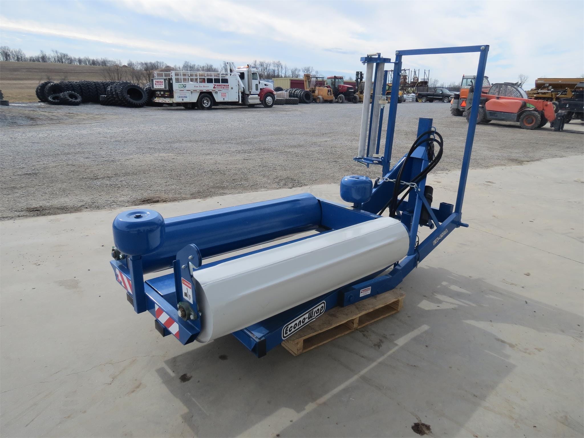 2025 Econo-Wrap EW-450A Equipment Image0