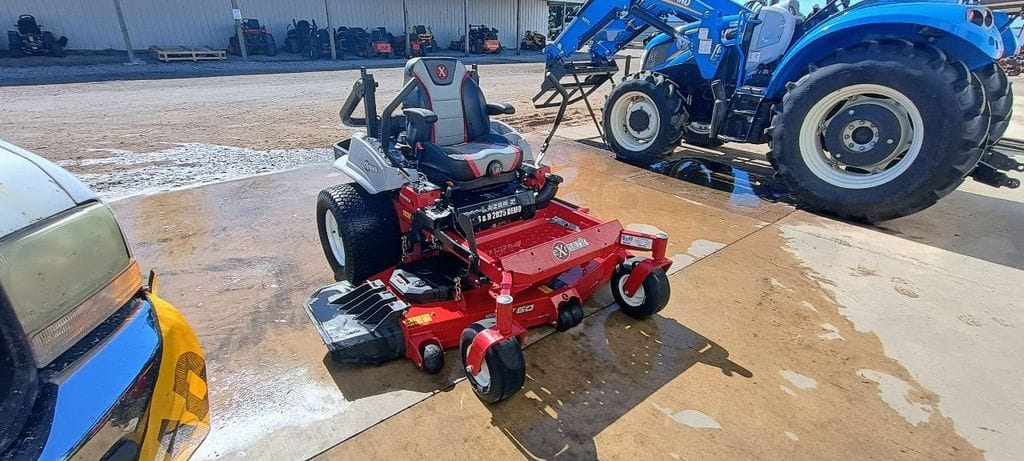 2025 Exmark Lazer Z E-Series Equipment Image0