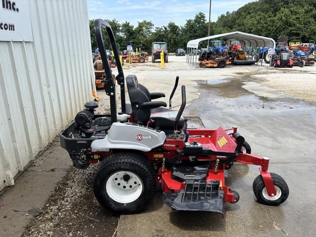 Image of Exmark Lazer Z E-Series equipment image 4