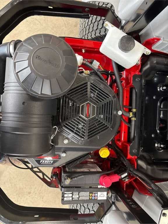 Image of Exmark Lazer Z equipment image 3