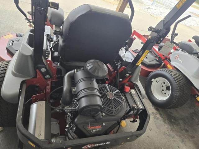 Image of Exmark Lazer Z equipment image 4